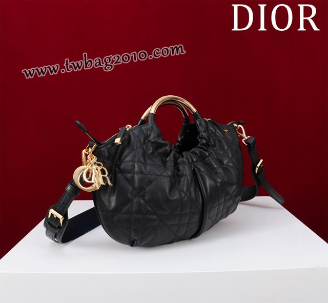 Dior专柜2025新款迪奥高仿原单饺子包复古手提包 djfk1489